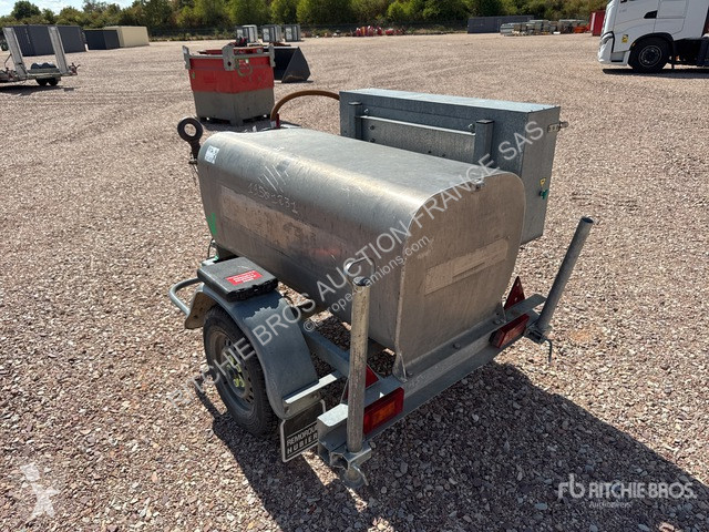 Equipamientos    CNT751TR