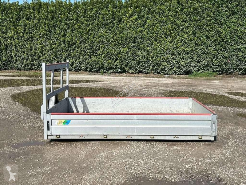 Udstyr til lastbiler  USATO SCARRABILE A PIANALE
