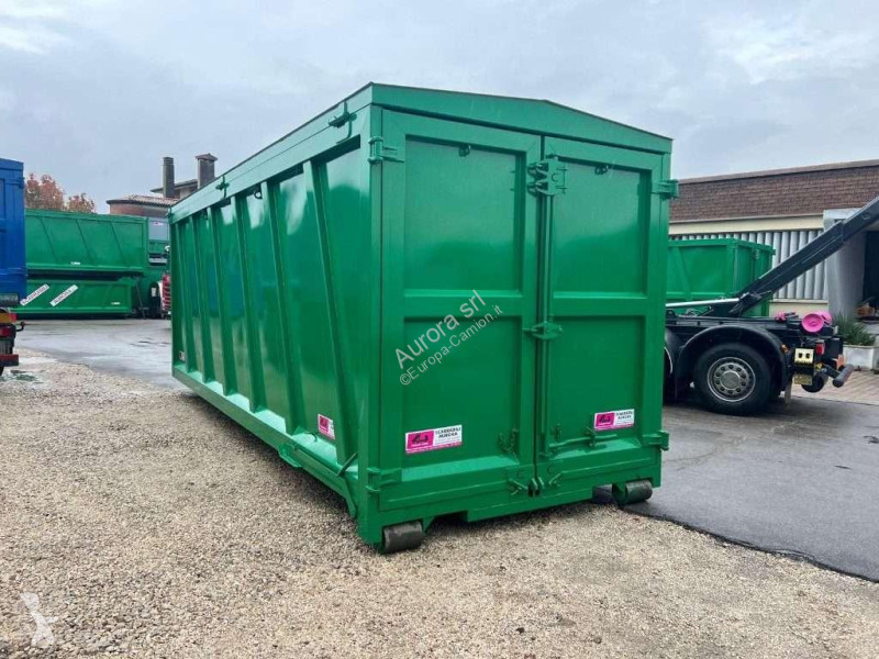 SCARRABILE NUOVO CON COPERCHIO Truck equipments