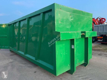 Skip loader box bodywork