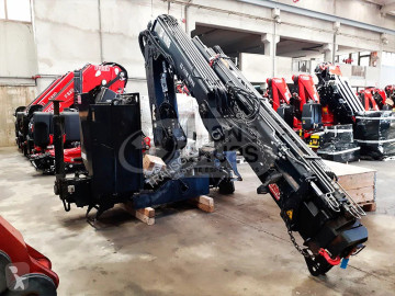 Бордови кран Hiab
