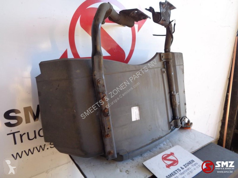 Peças pesados Iveco Occ spatbord links voor