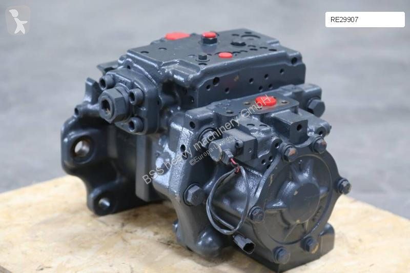 Uitrusting voor vrachtwagens Komatsu Pumpe für...