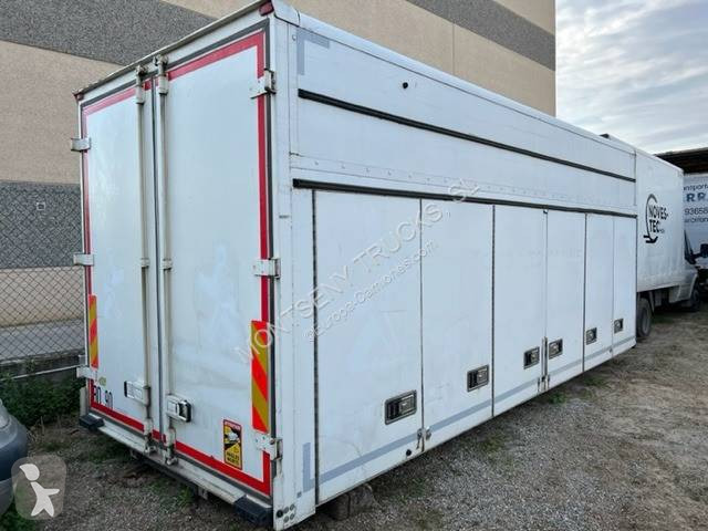 Équipements PL Renault CAJA FURGON CERRADO