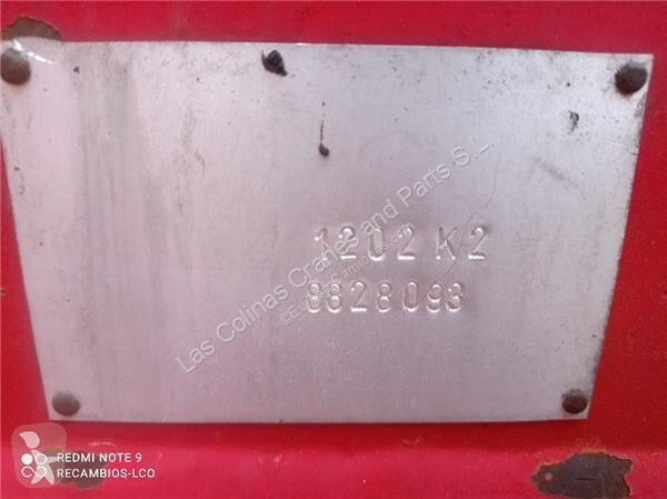 Uitrusting voor vrachtwagens HMF Grua Brazo HMF...