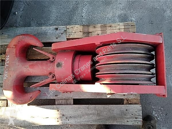 Uitrusting voor vrachtwagens  Crochet de grue...