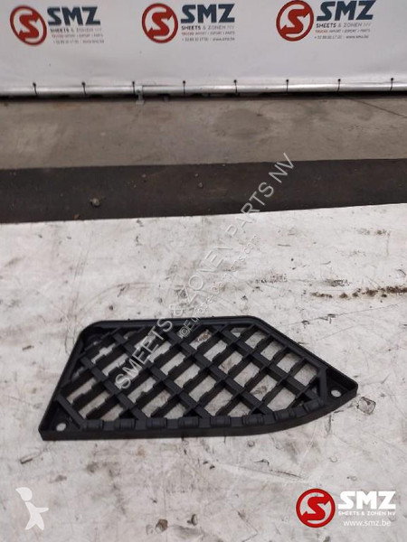Équipements PL Renault Opstap onder rechts renault