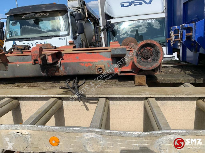 Uitrusting voor vrachtwagens  Occ Haaksysteem...