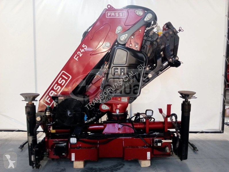 Uitrusting voor vrachtwagens Fassi F245A.2.26...