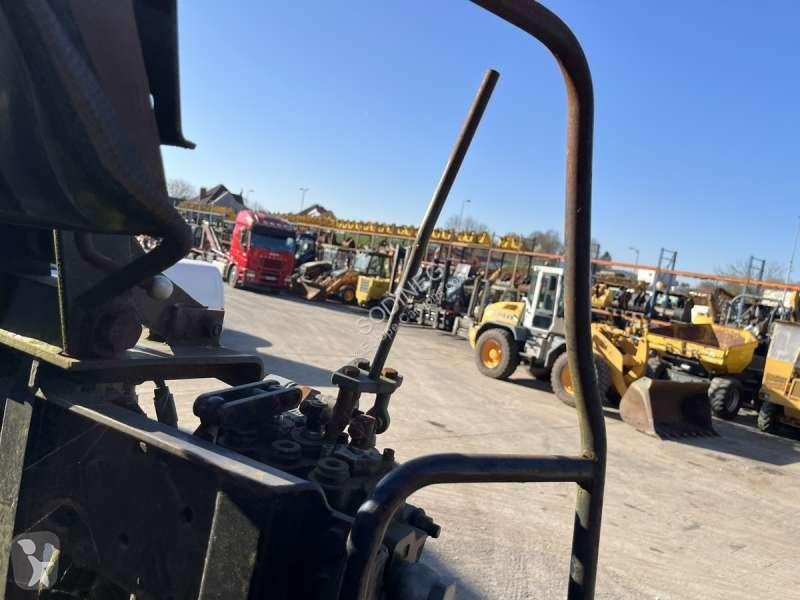 Équipements PL   AVEC GRUE JONSERED 1090