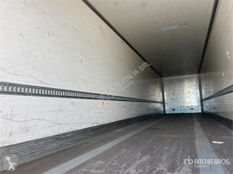 Návěs Kögel S24-3 Tri/A Van Trailer