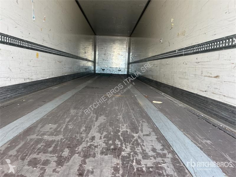 Návěs Kögel S24-3 Tri/A Van Trailer