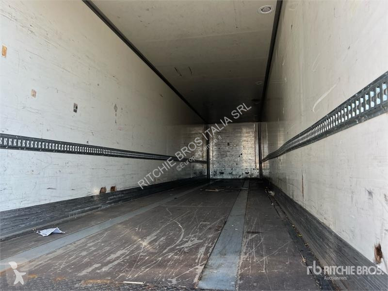 Félpótkocsi Kögel S24-3 Tri/A Van Trailer