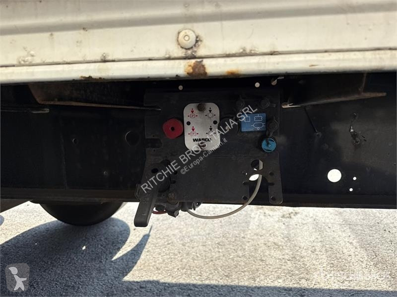 Félpótkocsi Kögel SPKH18 P90/1110 T/A Van Trailer