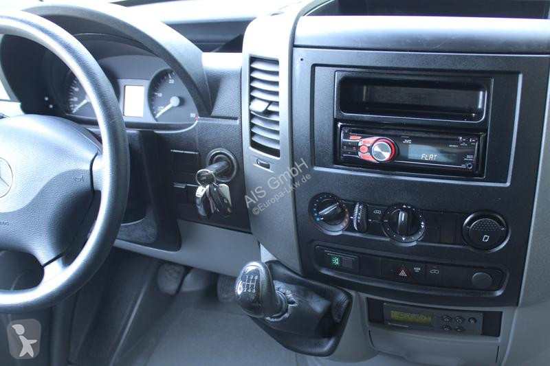 Véhicule utilitaire Mercedes 310 ColdCar...