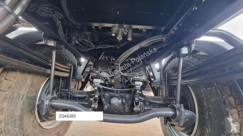 Veicolo per la pulizia delle strade MAN TGM 18.290