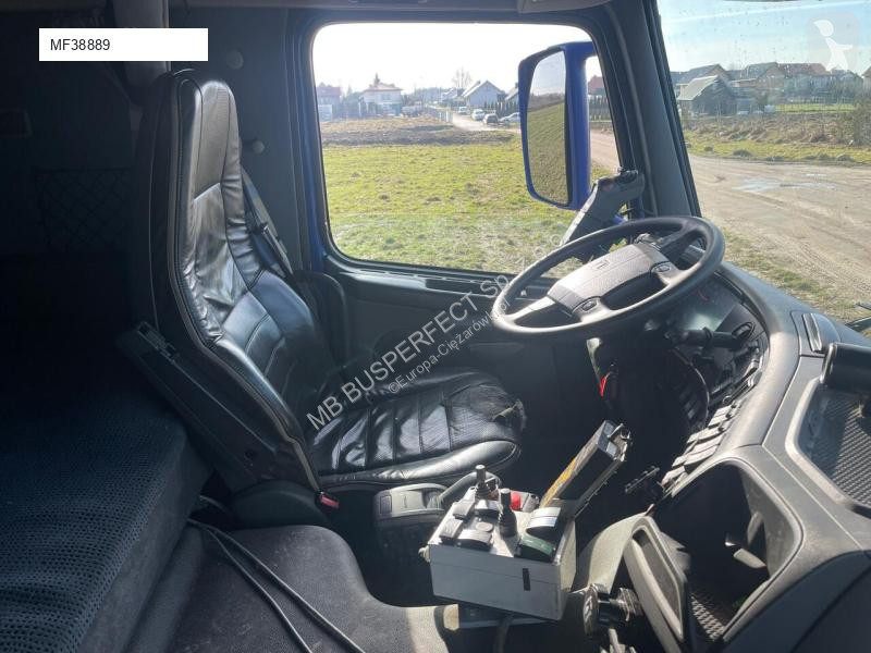 Équipements PL Volvo 4x4/6x4 Specjalny kontener...