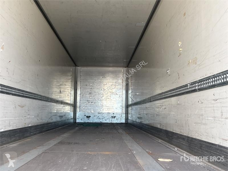 Návěs Kögel S24-3 Tri/A Van Trailer