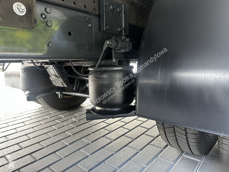 Samochód dostawczy Iveco 70C17 DAILY