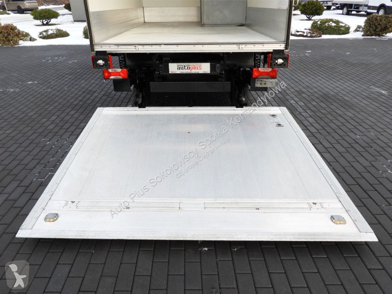 Samochód dostawczy Iveco 72C18 DAILY