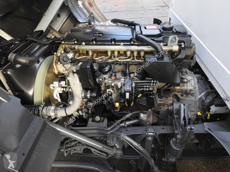 Оборудване за камиони Mercedes 12.24 ATEGO