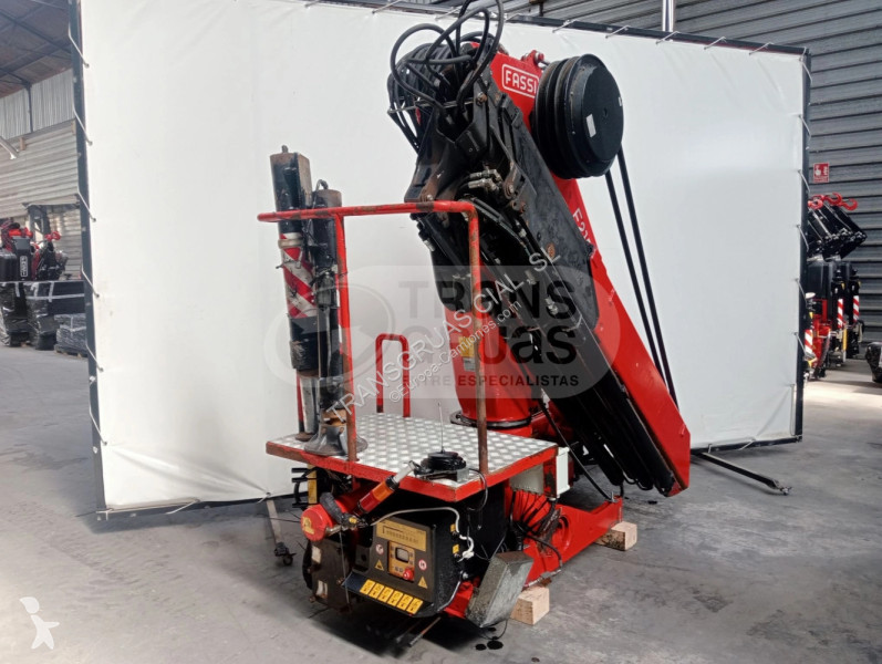Uitrusting voor vrachtwagens Fassi F215AC.2.24