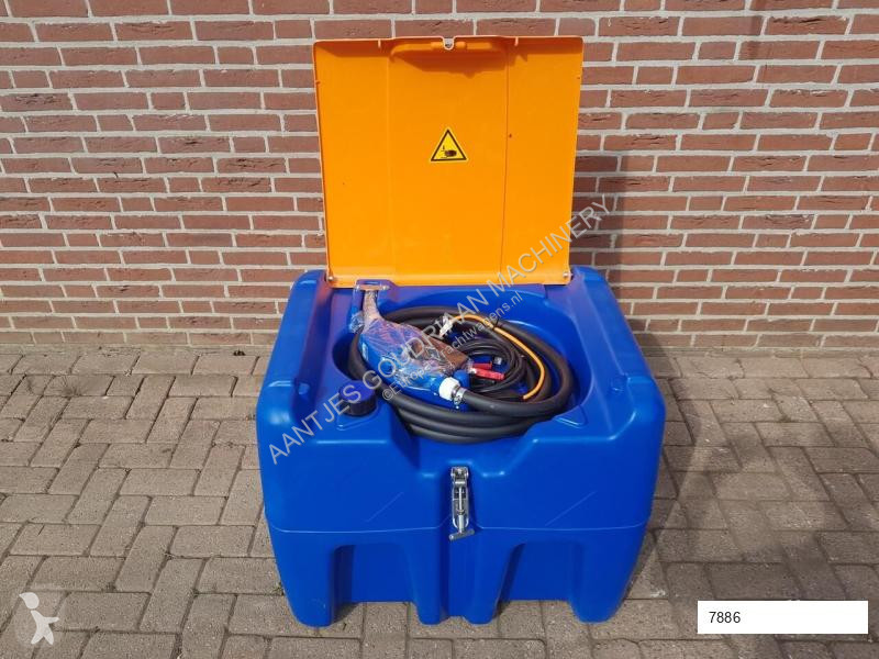 Equipamentos pesados  Cemo ad blue tank