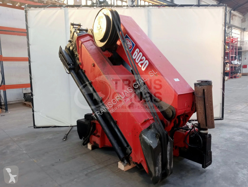 Uitrusting voor vrachtwagens HMF 6020