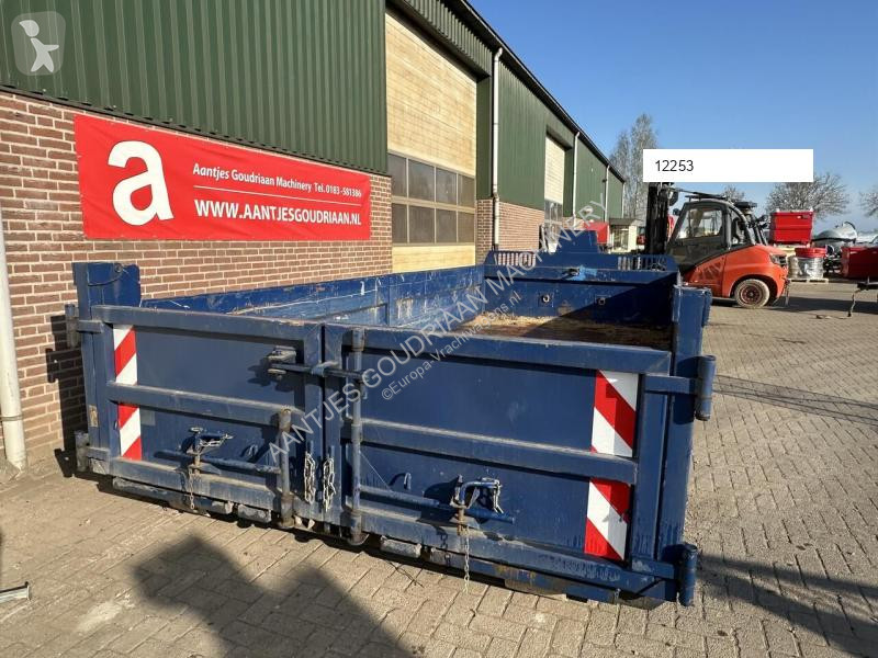 Uitrusting voor vrachtwagens  Haakarm container...