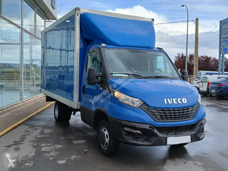 Équipements PL Iveco  35C16 20m3
