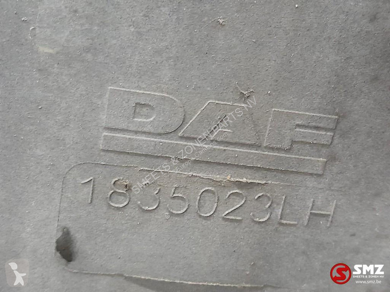 Uitrusting voor vrachtwagens DAF Occ opstapbak...