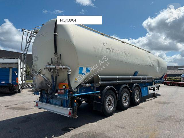 Uitrusting voor vrachtwagens  3 axle 63 m3 Silo...