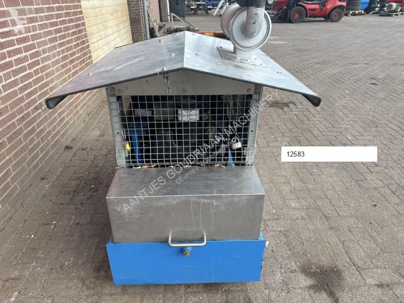 Attrezzature automezzi pesanti
