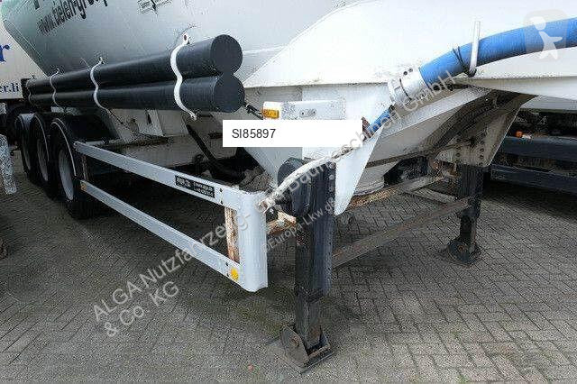 Equipamentos pesados SF 2737 PI, Zement, 37m³,...