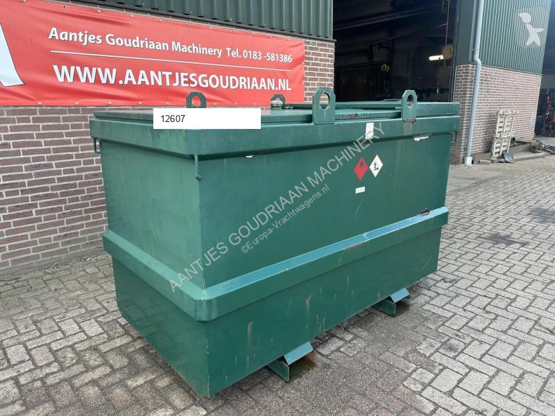 Attrezzature automezzi pesanti