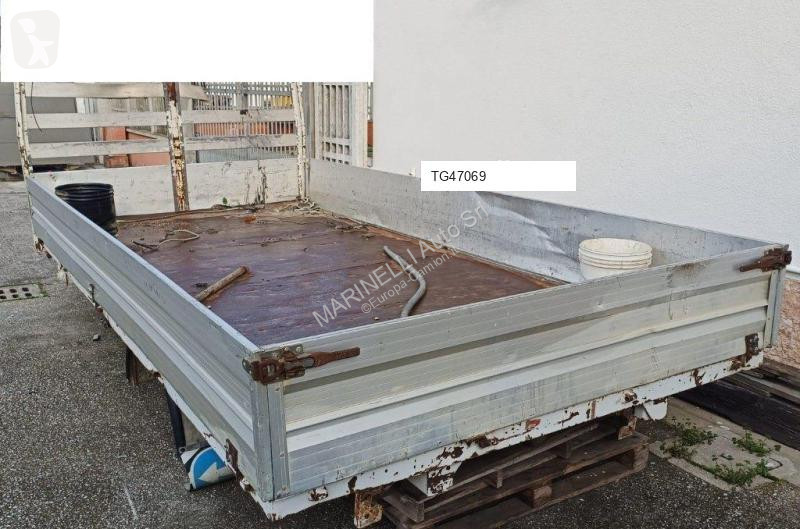 Uitrusting voor vrachtwagens  CASSONE FISSO