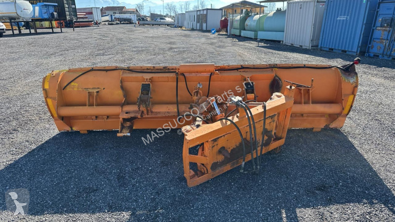 Attrezzature automezzi pesanti  AN2VK