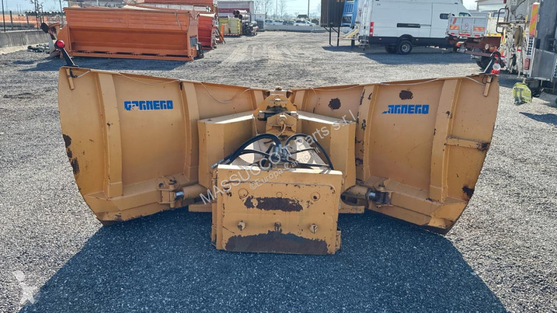 Attrezzature automezzi pesanti  5V5