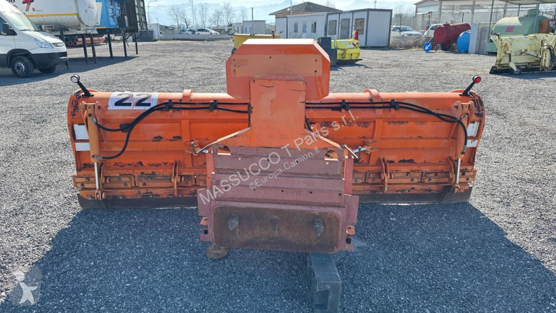 Attrezzature automezzi pesanti  BI RACLAGE
