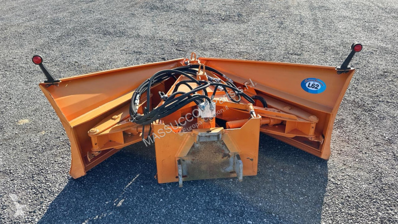 Attrezzature automezzi pesanti  CPM