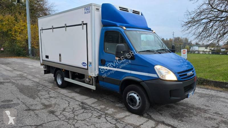 عربة نفعية Iveco