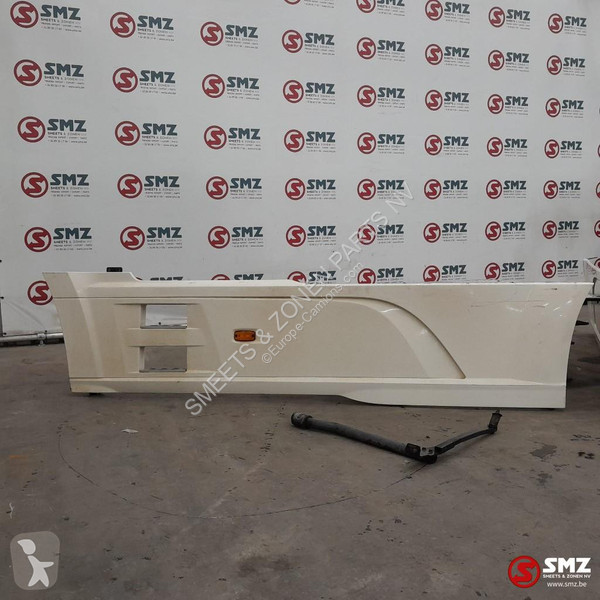 تجهيزات الآليات الثقيلة DAF Occ set side skirts...