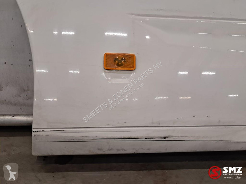 تجهيزات الآليات الثقيلة Renault Occ side skirt...