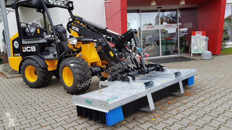 معدات التنظيف Fliegl  KEHRBESEN 2500MM VERZINKT...