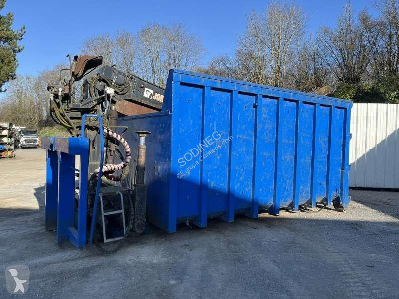 Équipements PL   AVEC GRUE JONSERED 1090