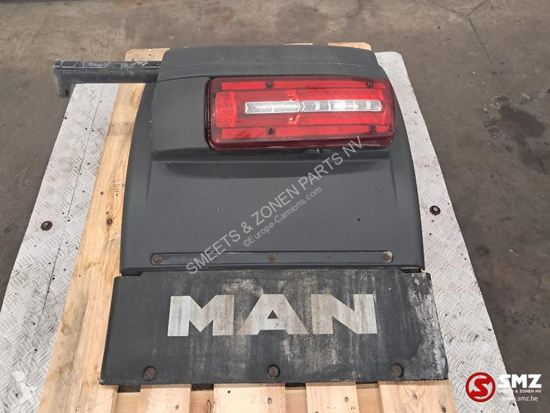 تجهيزات الآليات الثقيلة MAN Occ achterspatbord...