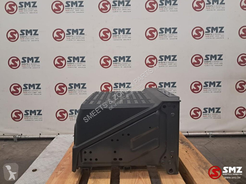 تجهيزات الآليات الثقيلة Scania Occ batterijbak...