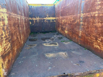 Skip loader box bodywork