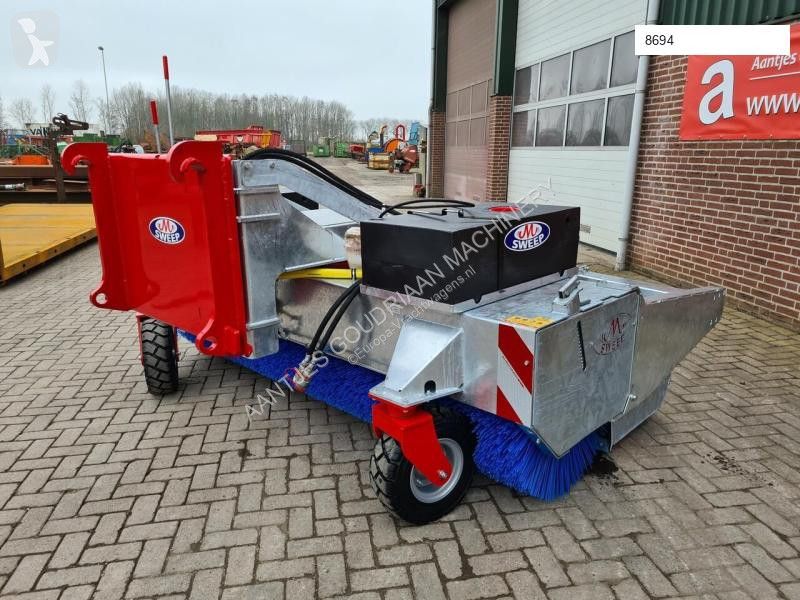 Uitrusting voor vrachtwagens Sweep veegmachine...