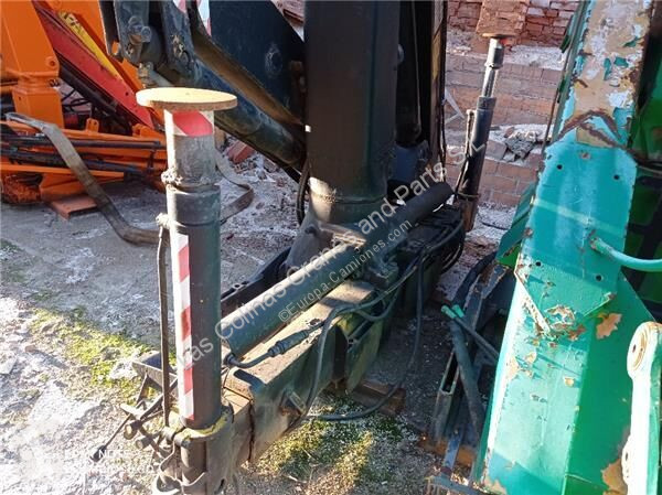 Uitrusting voor vrachtwagens Hiab Grua Brazo...